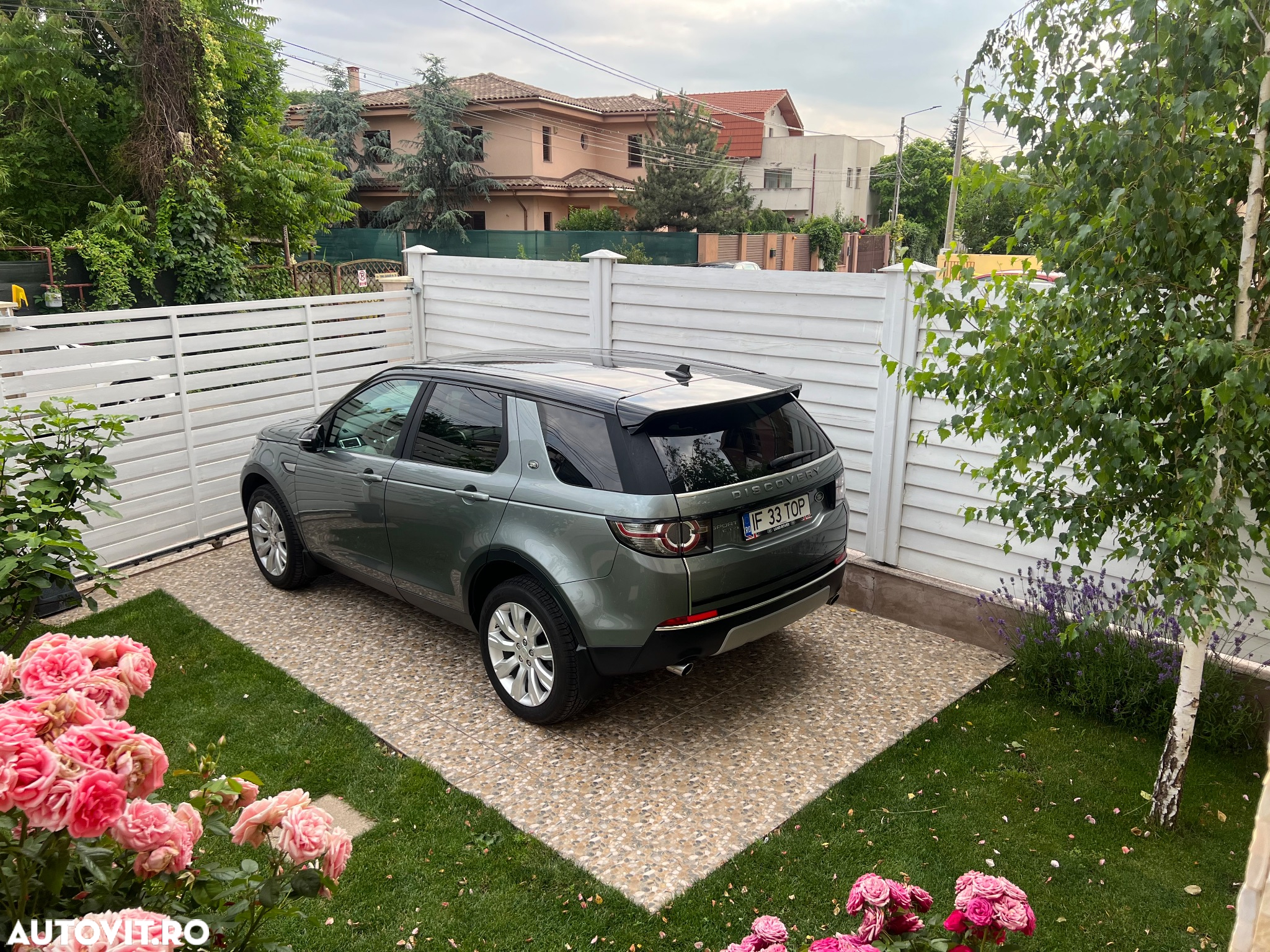 Land Rover Discovery Sport - 2