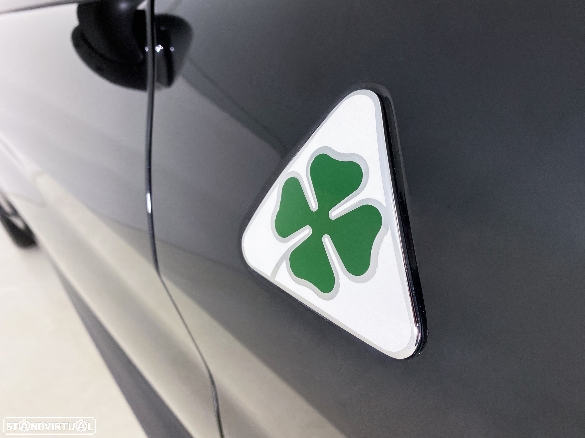 Alfa Romeo Giulia 2.9 Bi-Turbo Quadrifoglio AT8 - 25