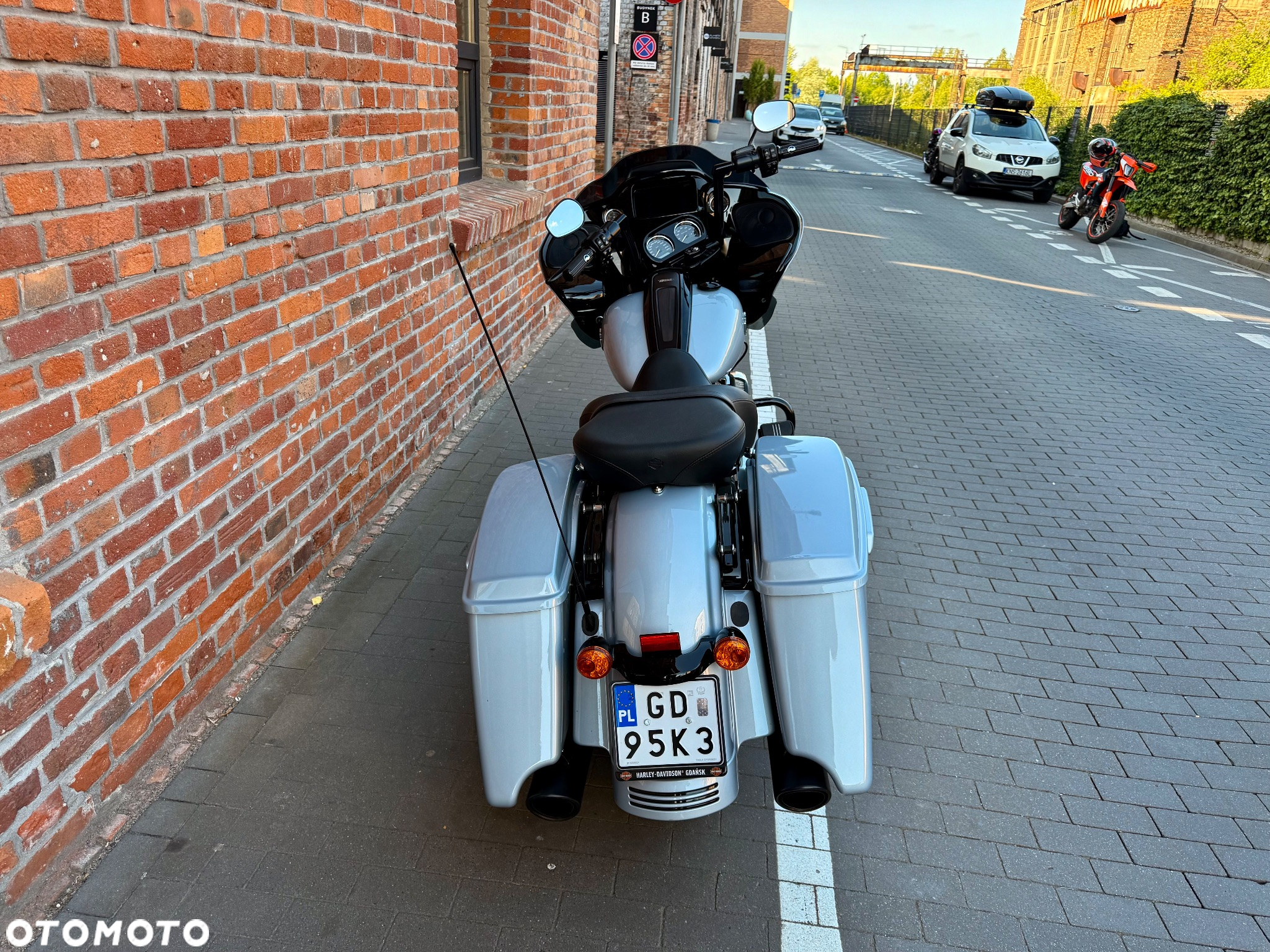 Harley-Davidson Touring Road Glide - 15