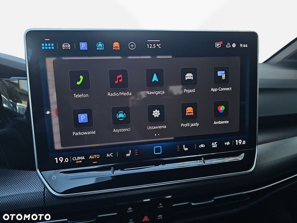 Volkswagen Golf - 29