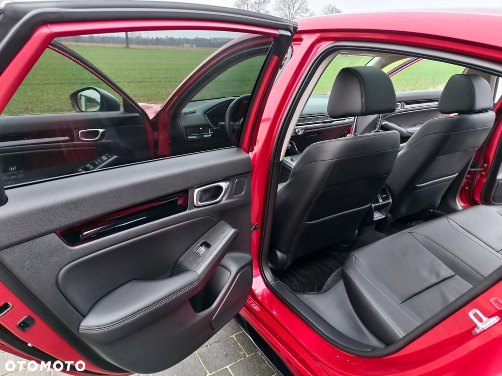 Honda Civic 2.0 i-MMD Advance BSI CVT - 18