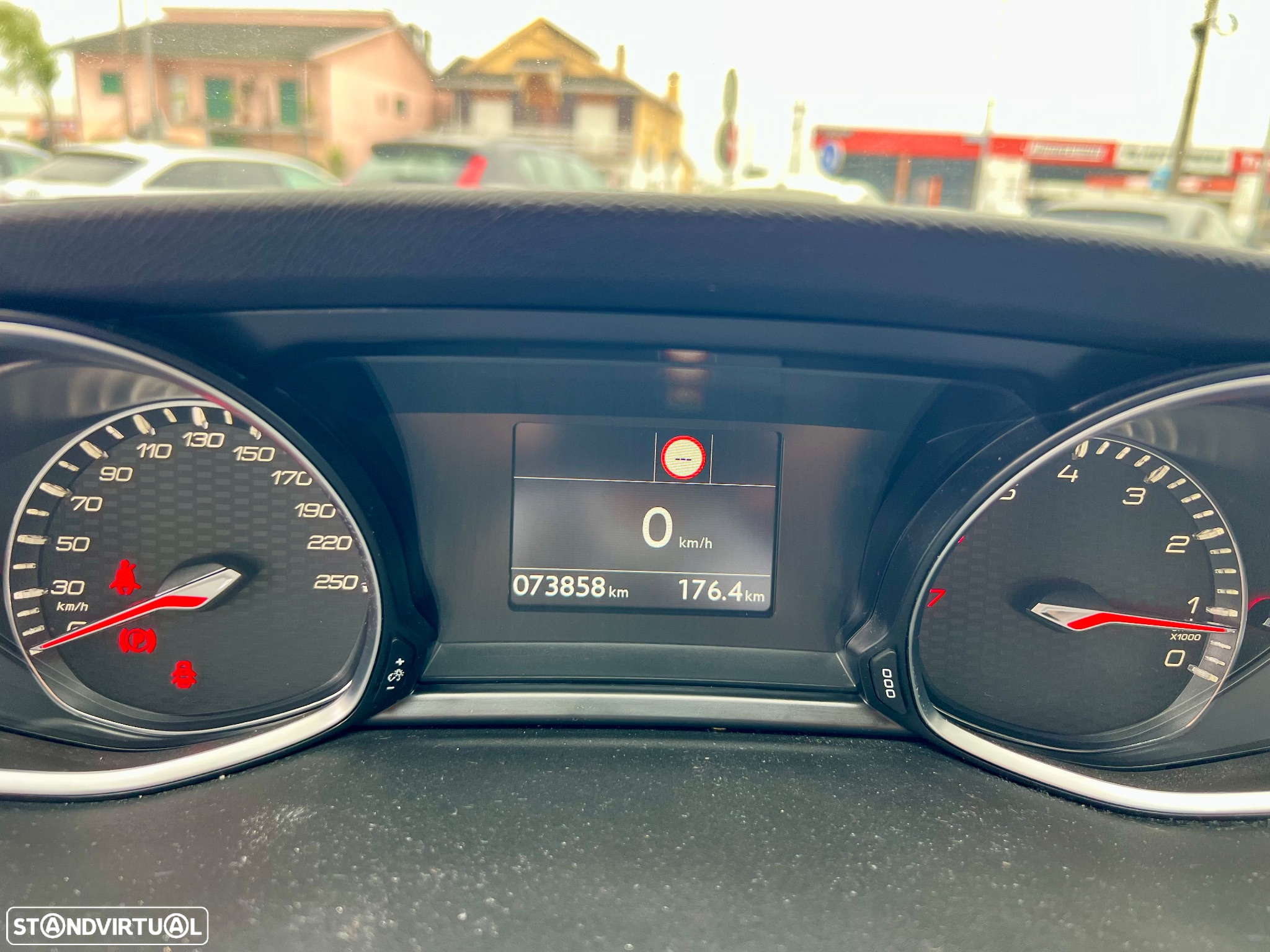Peugeot 308 1.6 e-THP GTi - 11