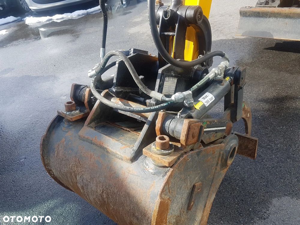 JCB 8018 CTS , rok 2012 - 7