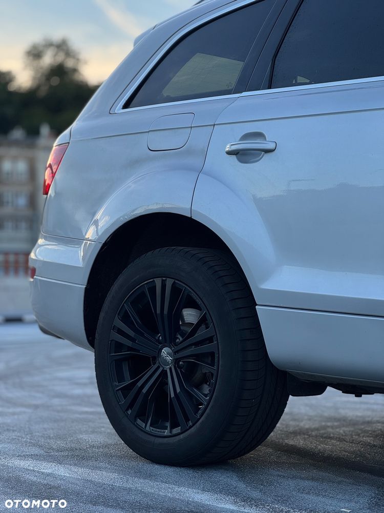 Audi Q7 3.0 TDI DPF quattro tiptronic - 13