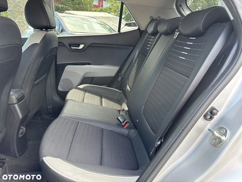 Kia Stonic 1.0 T-GDI MHEV L - 15