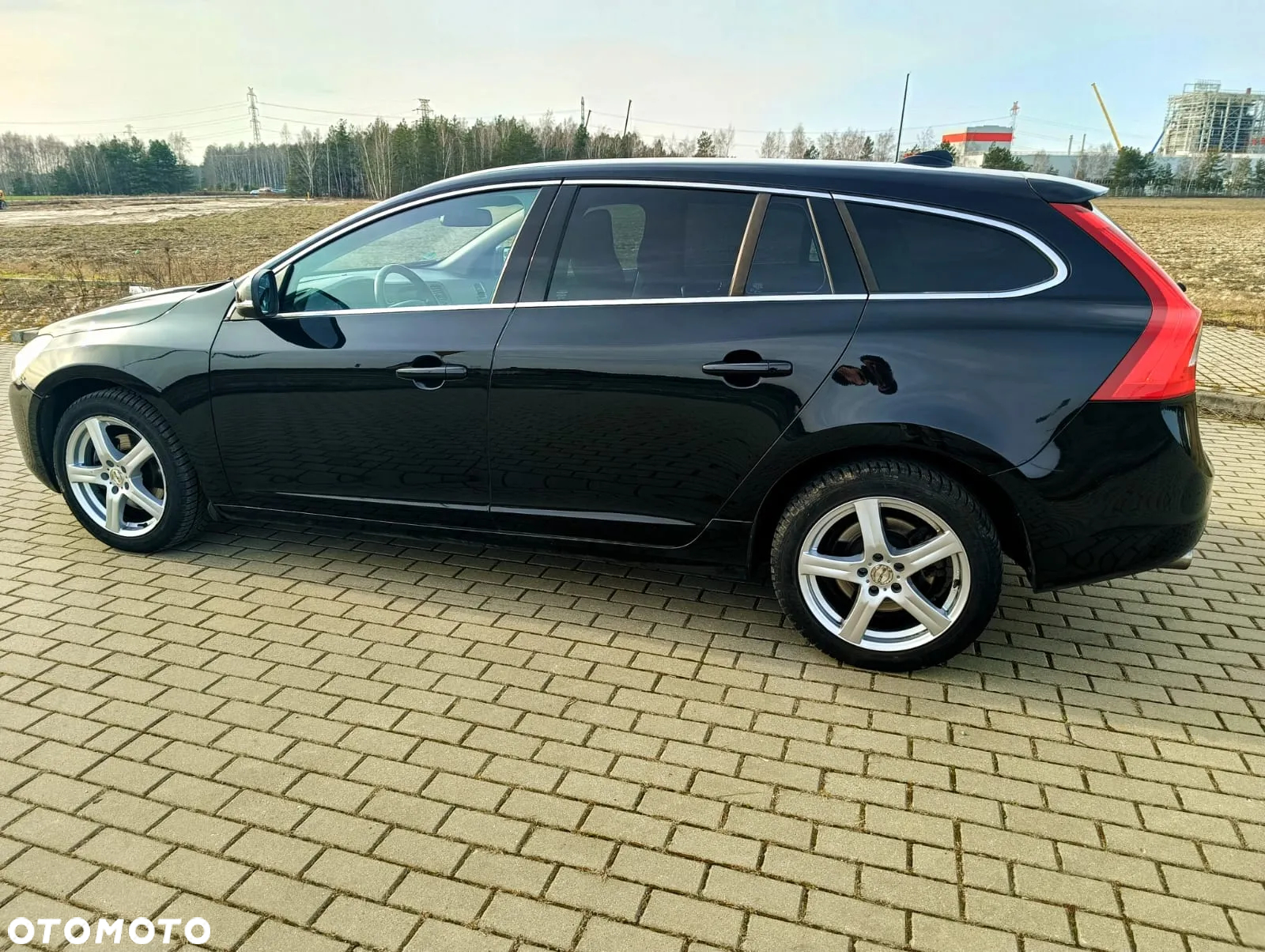 Volvo V60 T3 Momentum - 7