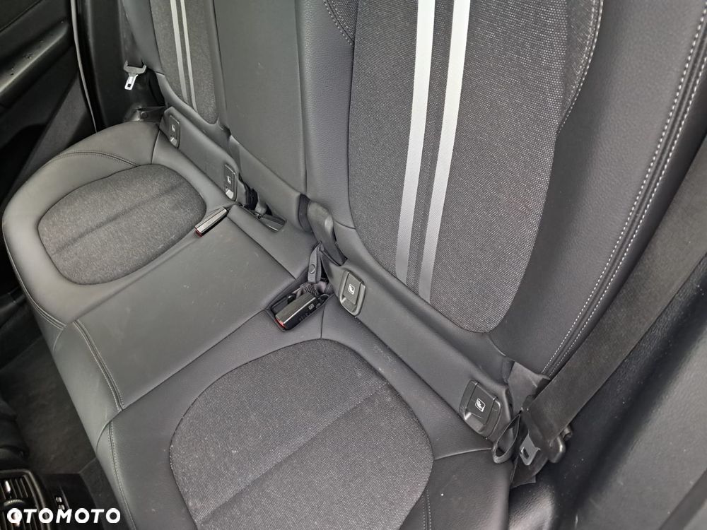 BMW X1 xDrive23i mHEV M Sport sport - 8