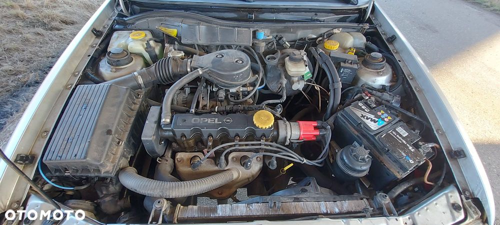 Opel Astra 1.4 Mid - 8