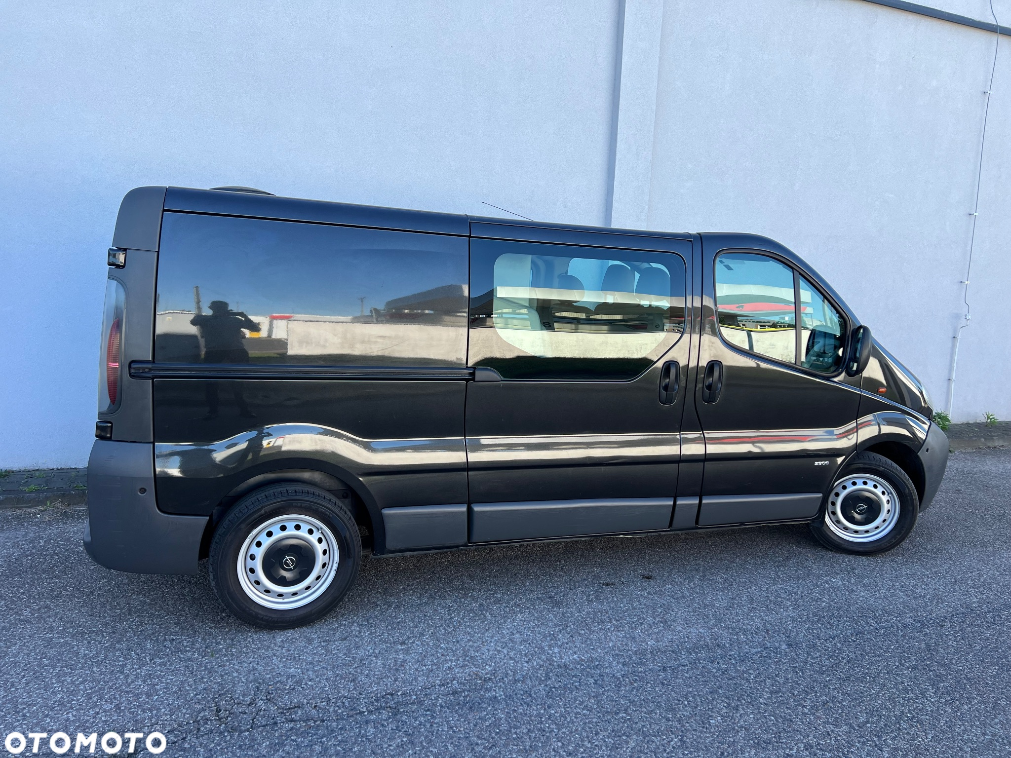 Opel Vivaro LONG - 13