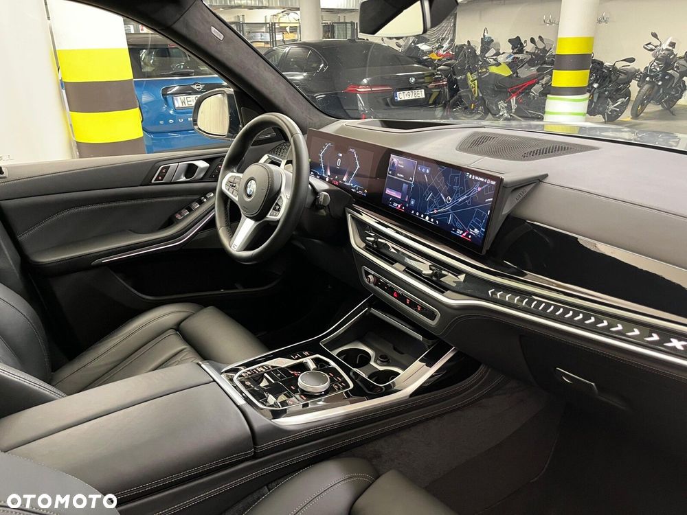 BMW X7 - 35