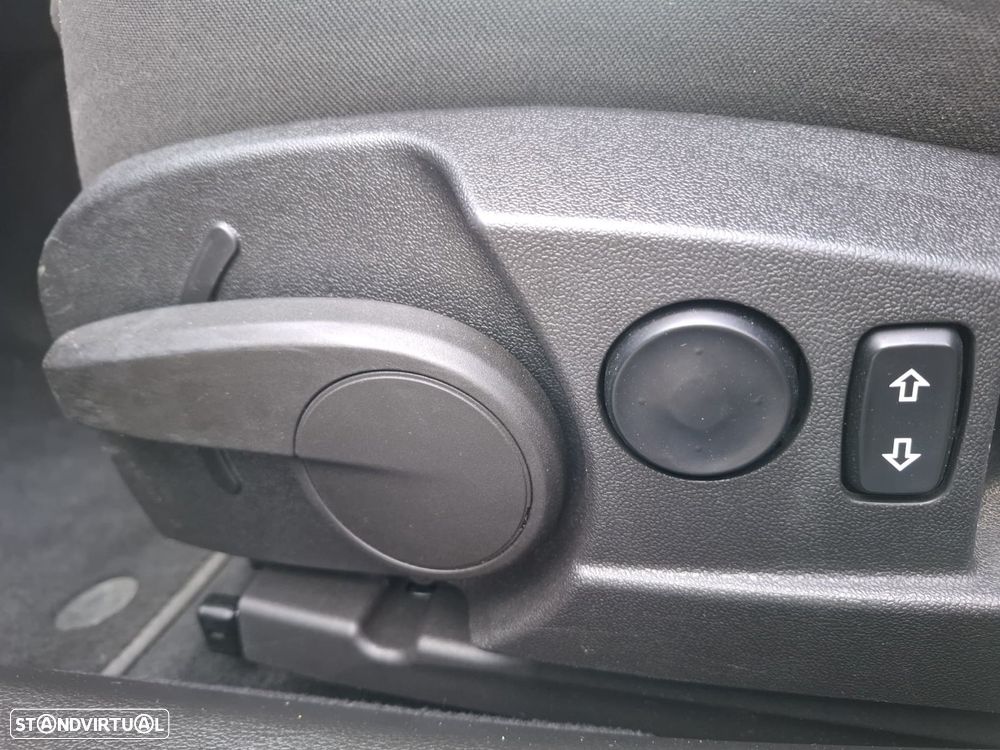 Opel Insignia Sports Tourer 1.6 CDTi Cosmo S/S J17 - 34