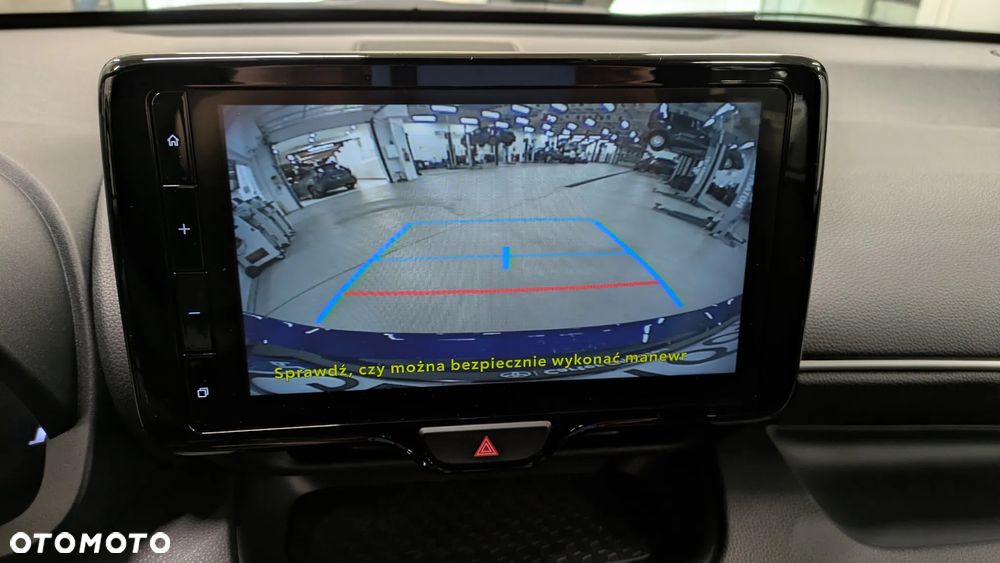 Toyota Yaris Hybrid 1.5 Style - 12