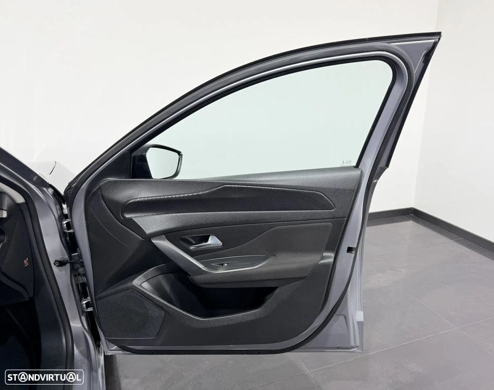 Peugeot 308 SW 1.2 PureTech Style - 37