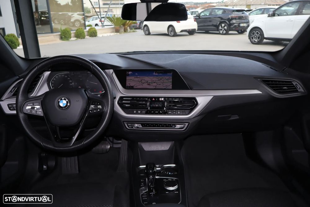 BMW 116 d Aut. - 12