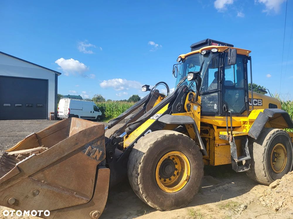 JCB 437 - 2