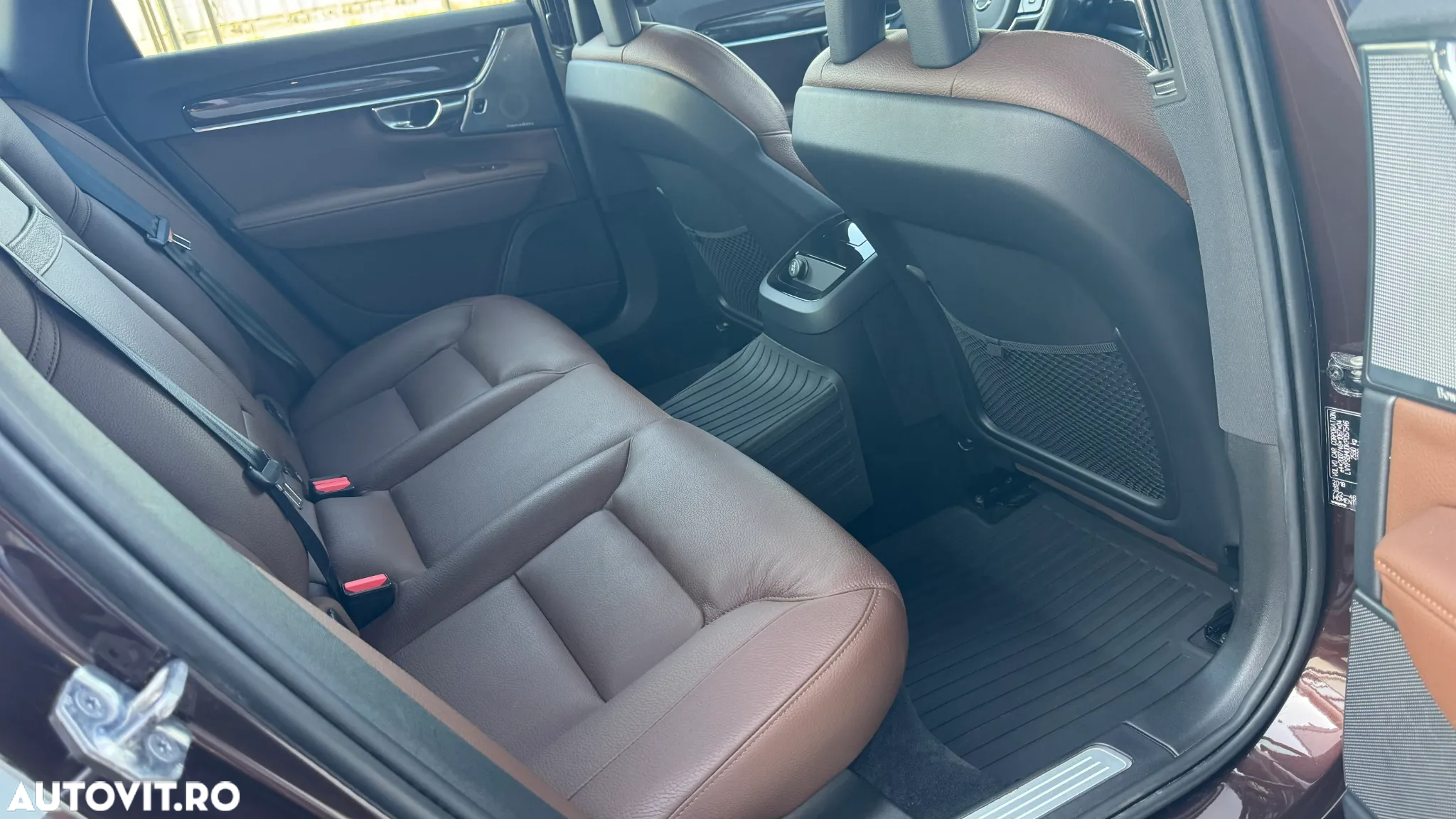 Volvo S90 - 13