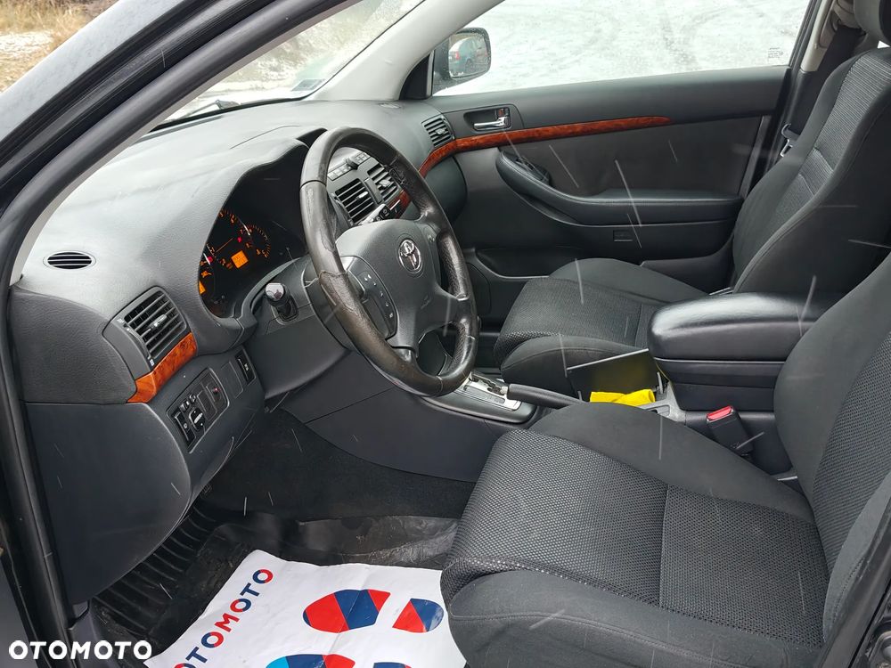 Toyota Avensis 2.0 VVT-i Automatik Executive - 10