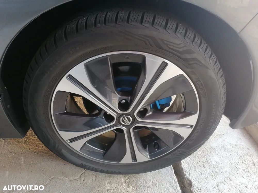 Nissan LEAF 40 kWh Tekna - 9