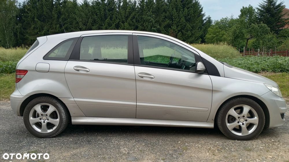 Mercedes-Benz Klasa B 180 CDI - 2