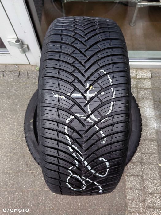 205/45R17 88V Kleber Quadraxer 2 para całoroczna PC26 - 2