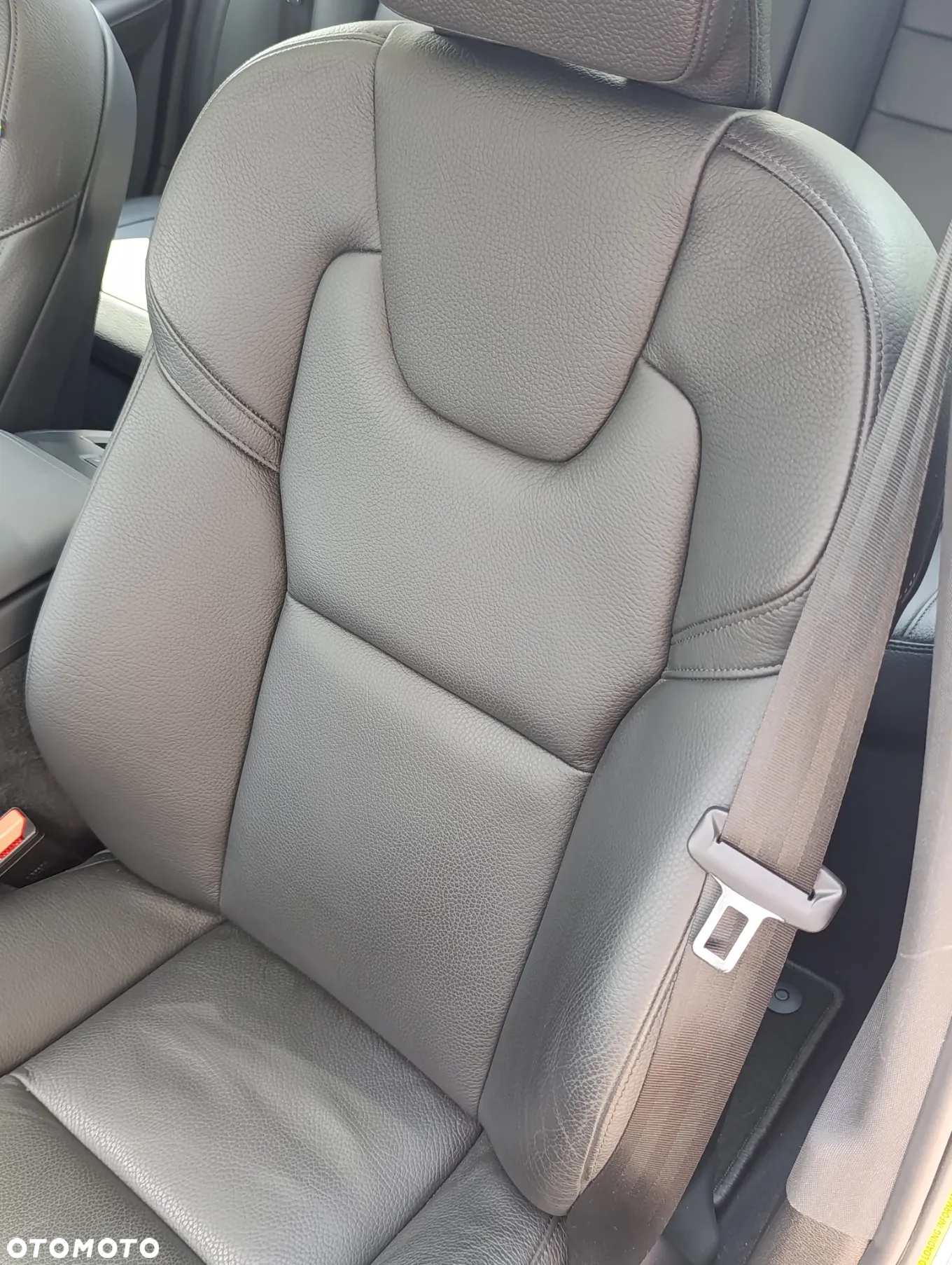 Volvo S60 B5 B AWD Plus Dark - 20
