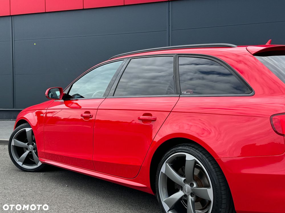 Audi A4 Avant 2.0 TDI Quattro S tronic - 17