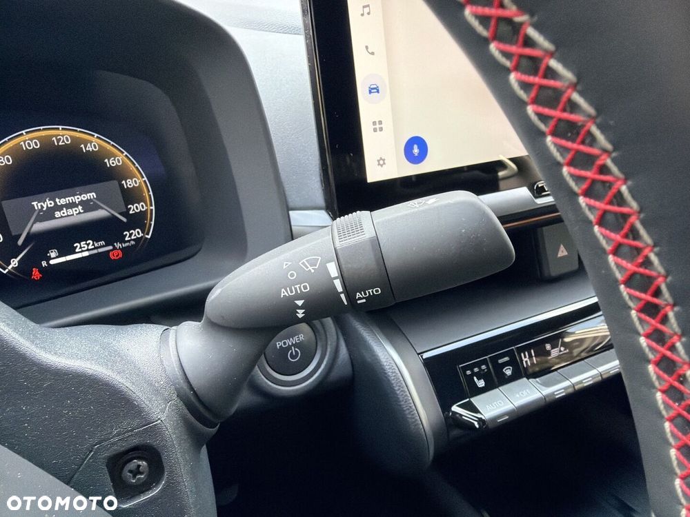 Toyota C-HR - 9