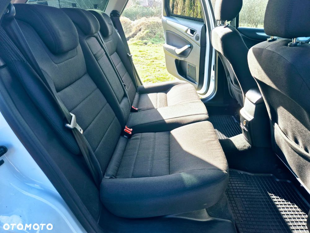 Ford Mondeo SW 2.0 TDCi Business Edition - 11