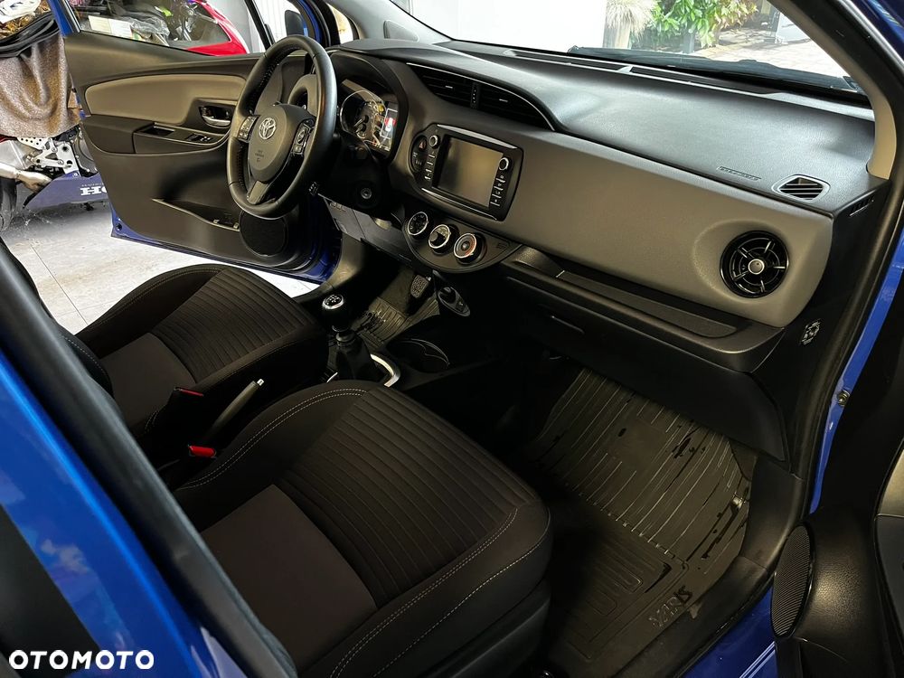 Toyota Yaris 1.5 Active - 33
