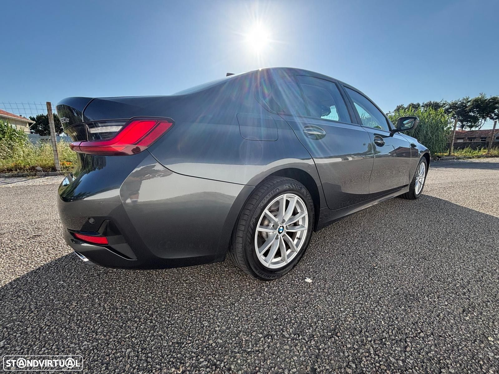BMW 330 e Touring Corporate Edition Auto - 4