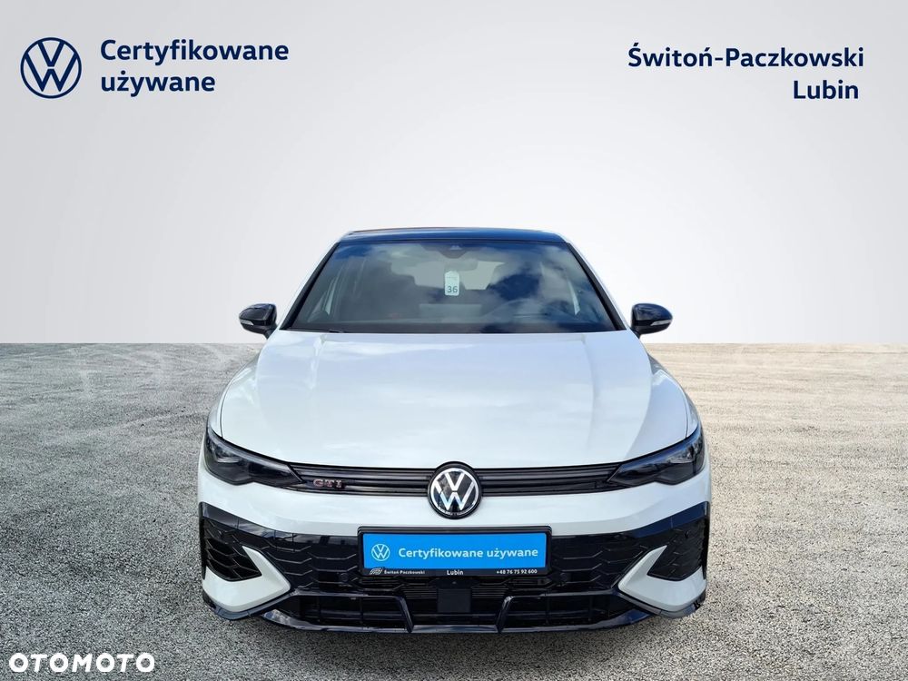 Volkswagen Golf - 11