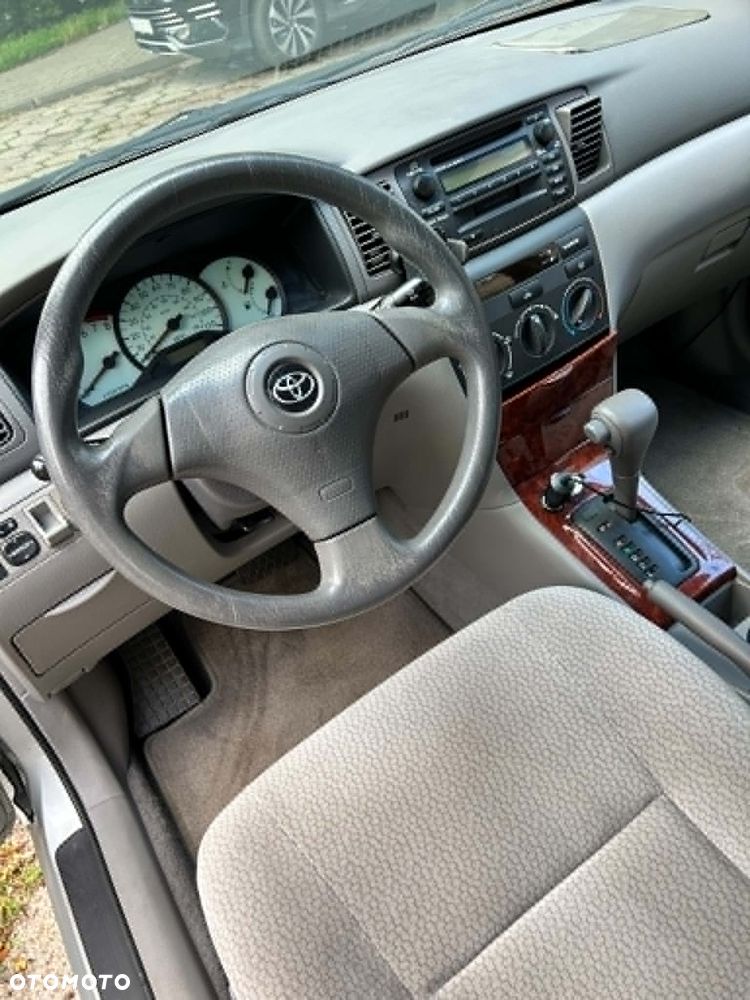 Toyota Corolla - 7