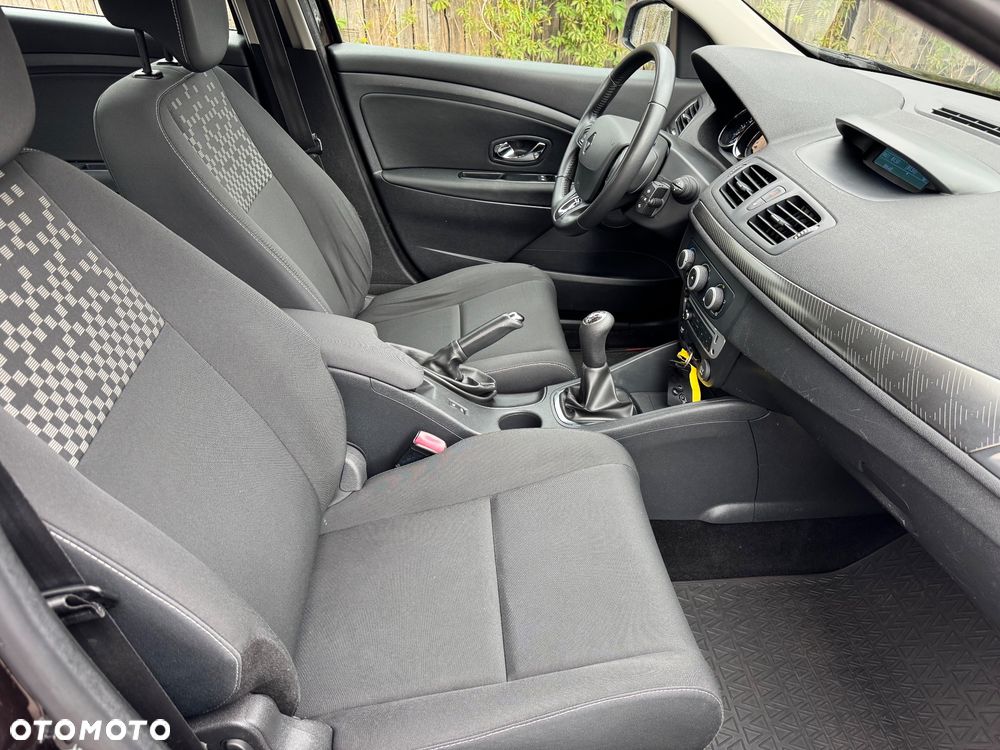 Renault Megane 1.6 16V 100 J'taime - 9