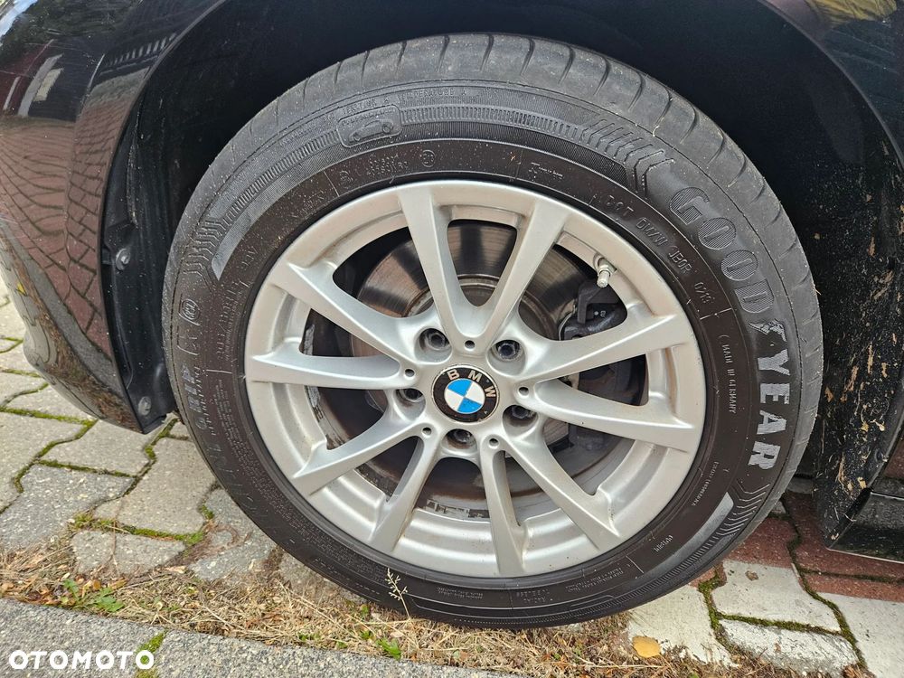 BMW Seria 3 318d - 8