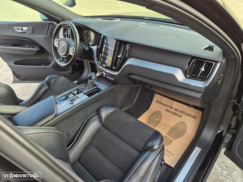 Volvo XC 60 2.0 D4 R-Design AWD Geartronic - 45