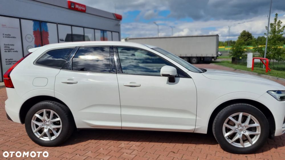 Volvo XC 60 D4 Geartronic Momentum Pro - 3