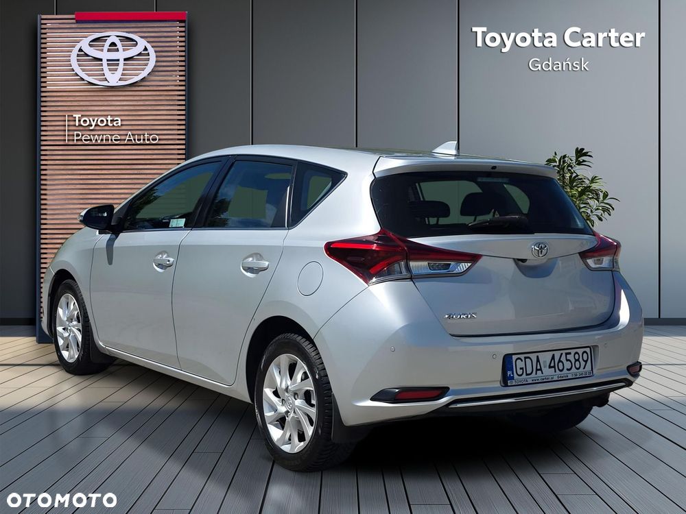 Toyota Auris - 4