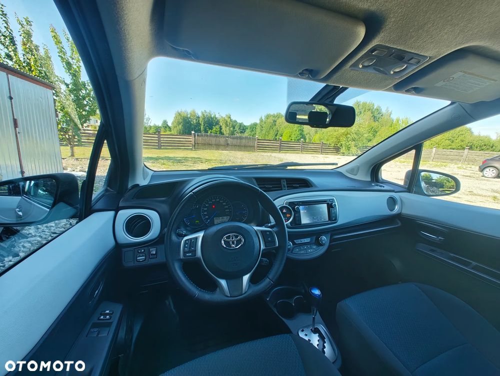 Toyota Yaris 1.5 VVT-i - 11