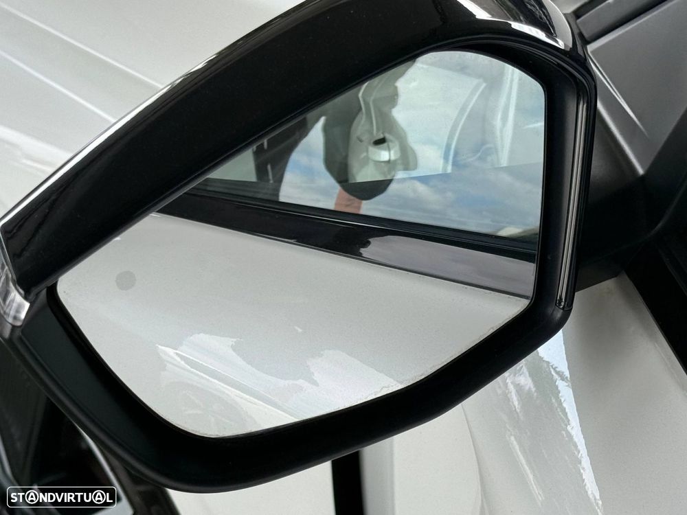 Peugeot 308 SW 1.6 Hybrid GT e-EAT8 - 42