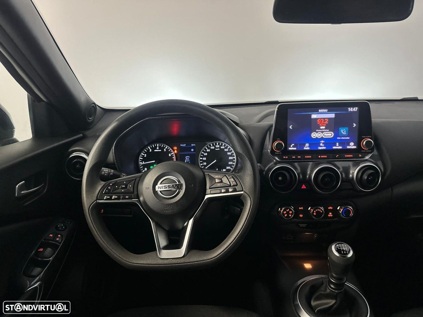 Nissan Juke 1.0 DIG-T N-Connecta - 9