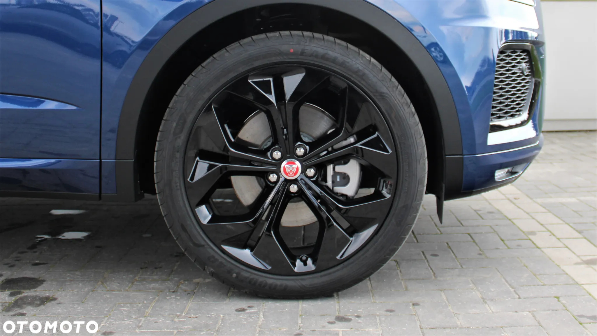Jaguar E-Pace - 6