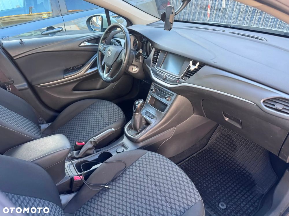 Opel Astra 1.6 CDTI Dynamic - 8