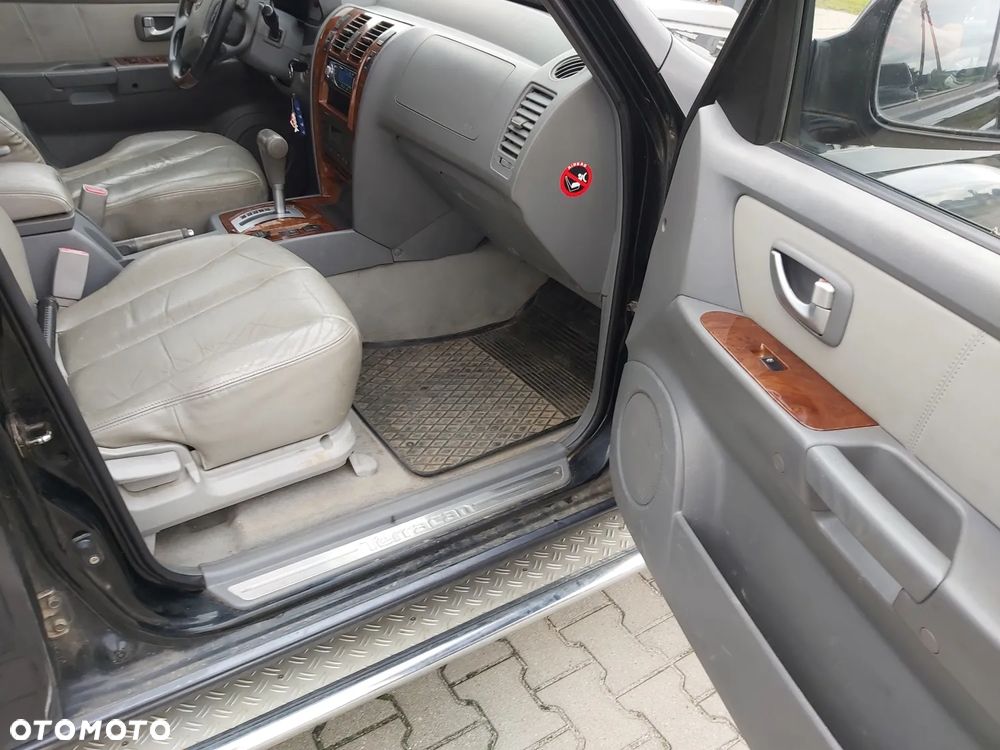 Hyundai Terracan 2.9 CRDi High - 25