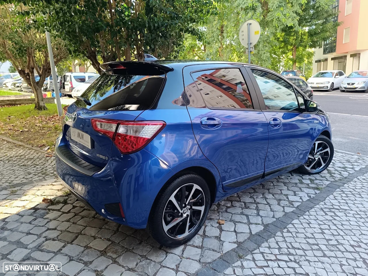 Toyota Yaris 1.5 HSD Square Collec.Blue - 3