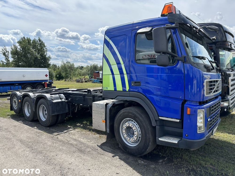 Volvo FM 480 EURO5 TRIDEM 8X4 pod asenizacje beczke szambo 20-25m3 do zabudowy - 2