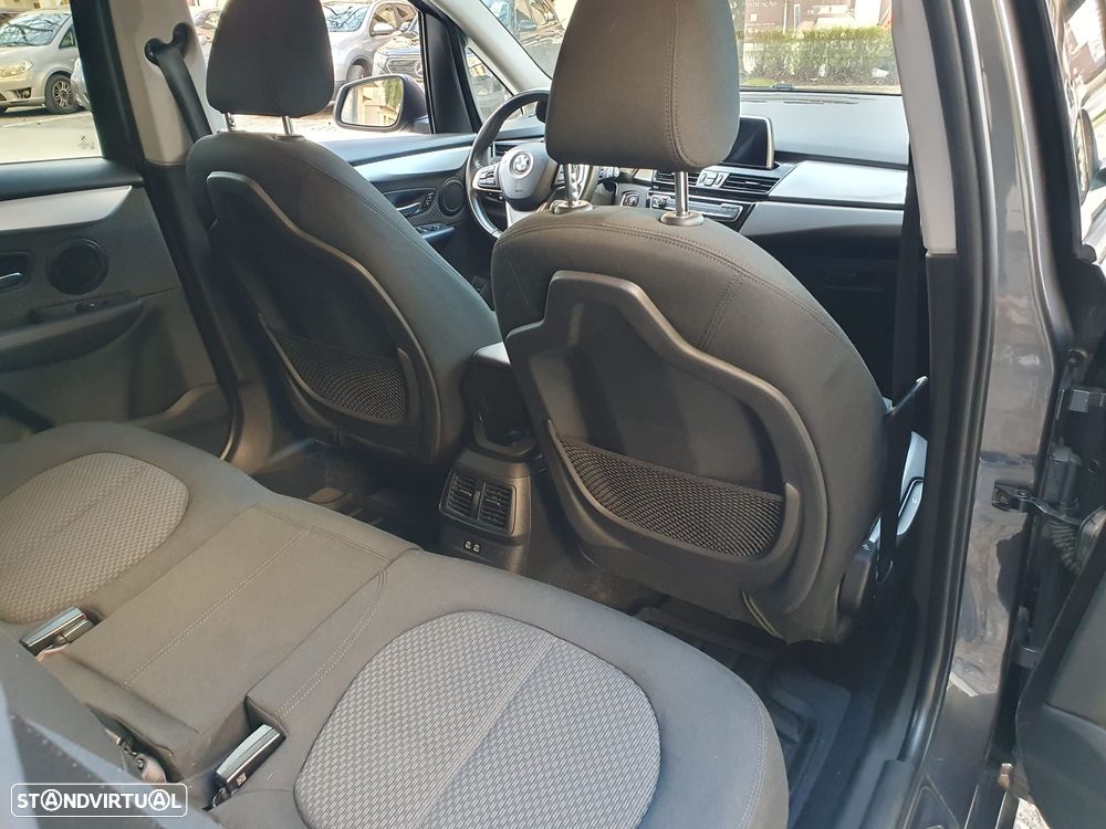 BMW 216 Gran Tourer - 14