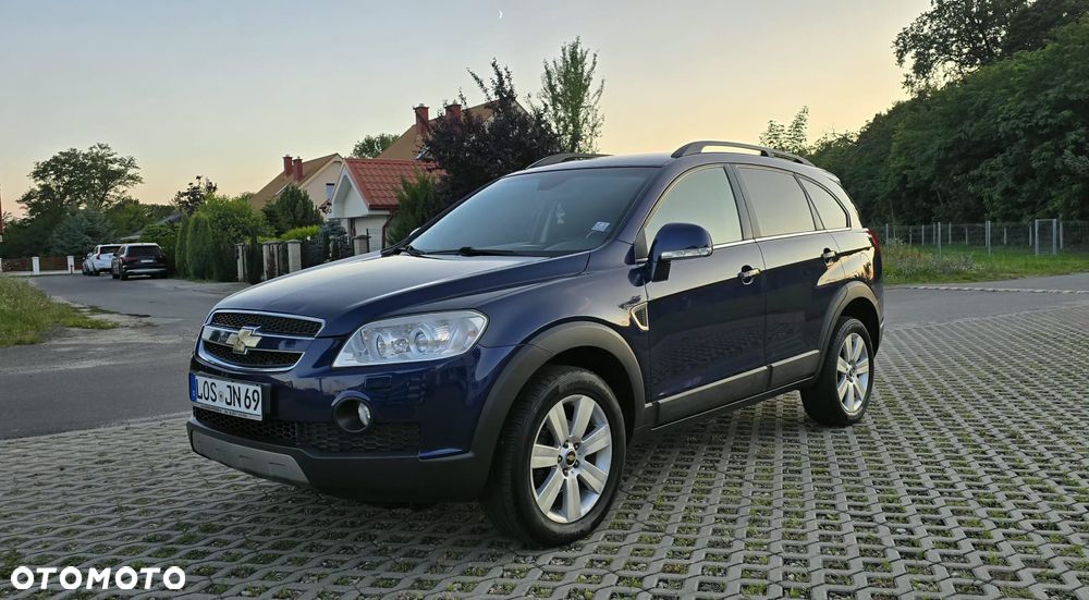 Chevrolet Captiva 2.0 4WD 7 Sitzer Automatik LT Exclusive - 1