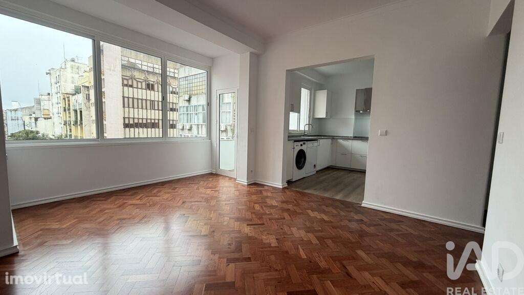 Apartamento T2 em Arroios de 61,00 m2 - Grande imagem: 3/22