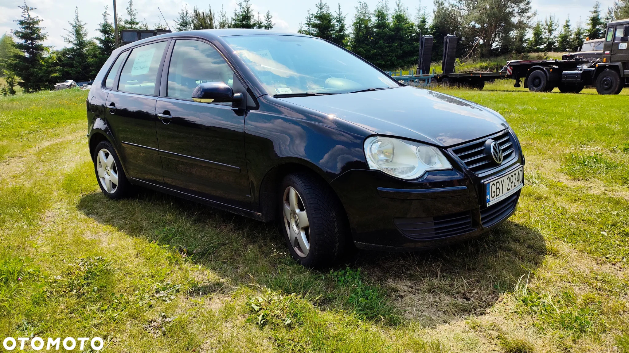 Volkswagen Polo - 2