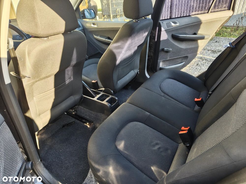 Skoda Fabia 1.4 16V Classic - 11